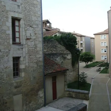 L'Appartement Du Lys Perigueux Exterior photo